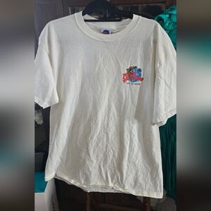 Planet Hollywood San Antino Graphic T-Shirt Read Disclaimer.